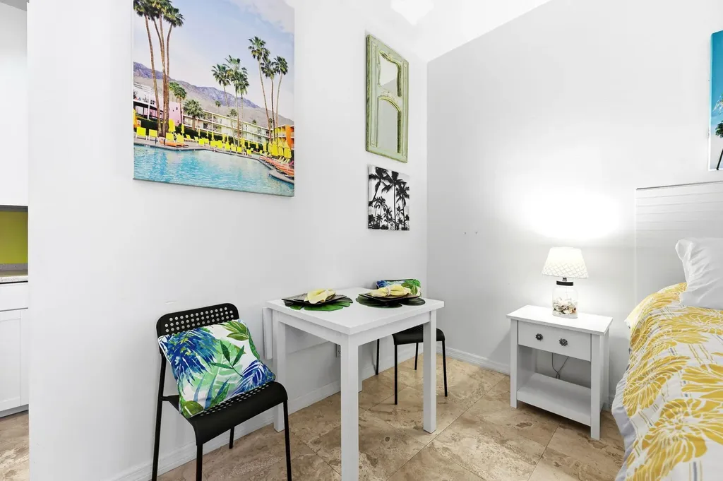 25000 Tamiami Trail E Naples FL 34114