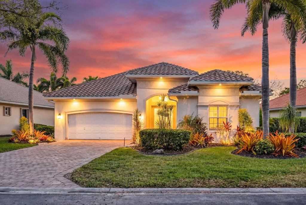 6793 Bent Grass Drive Naples FL 34113