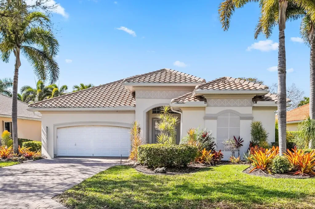 6793 Bent Grass Drive Naples FL 34113