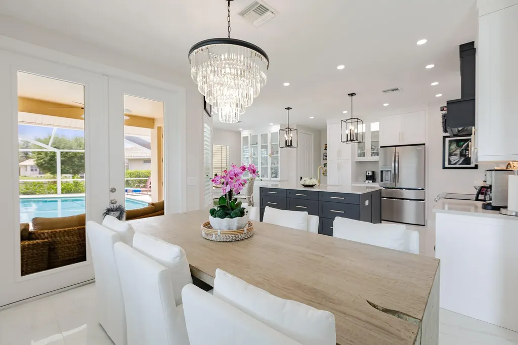 1045 Cottonwood Court Marco Island FL 34145