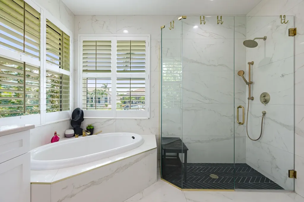 1045 Cottonwood Court Marco Island FL 34145