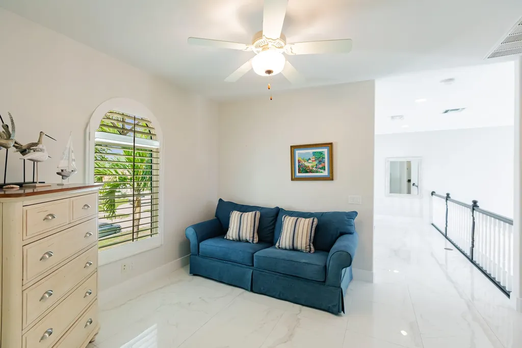 1045 Cottonwood Court Marco Island FL 34145