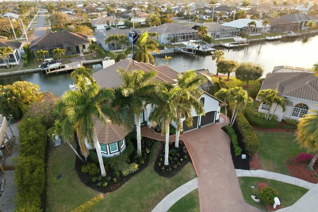 1045 Cottonwood Court Marco Island FL 34145