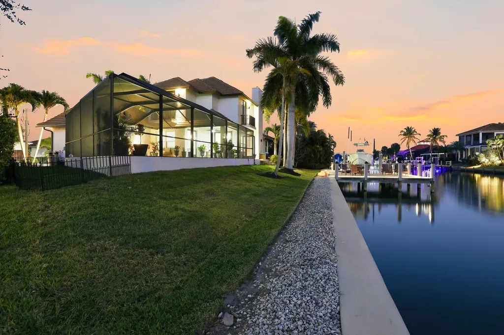 1045 Cottonwood Court Marco Island FL 34145