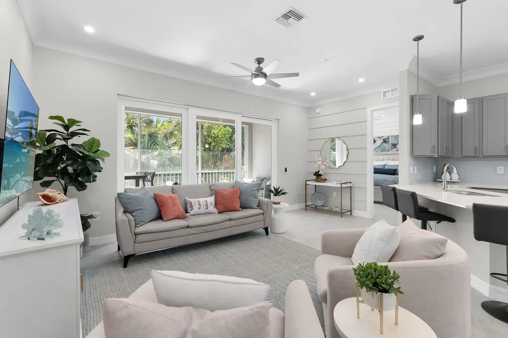 238 Indies Drive E Naples FL 34114