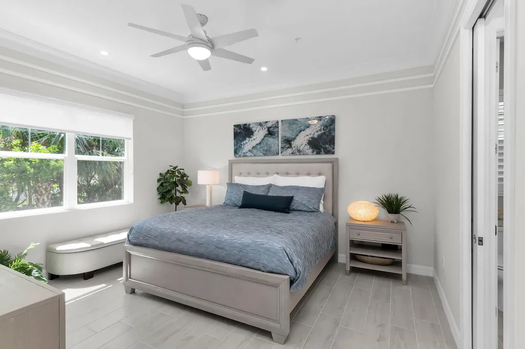 238 Indies Drive E Naples FL 34114