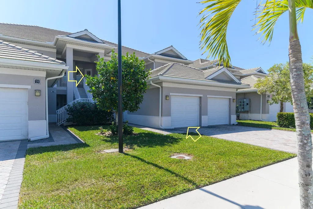 238 Indies Drive E Naples FL 34114