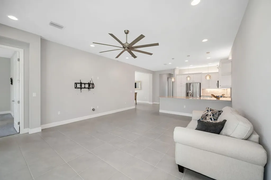 28616 Lobos Circle Bonita Springs FL 34135