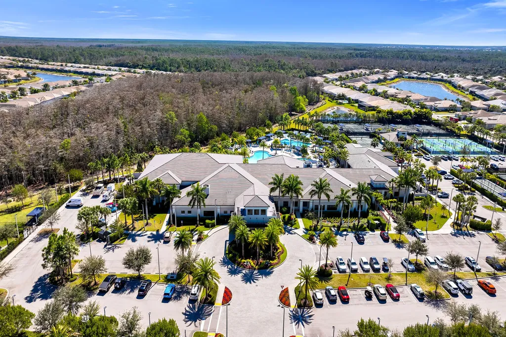 28616 Lobos Circle Bonita Springs FL 34135