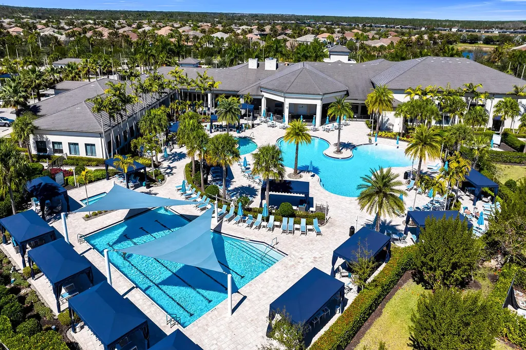 28616 Lobos Circle Bonita Springs FL 34135