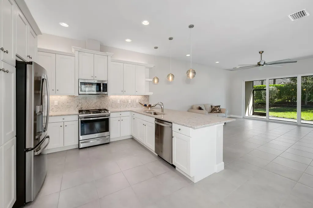 28616 Lobos Circle Bonita Springs FL 34135