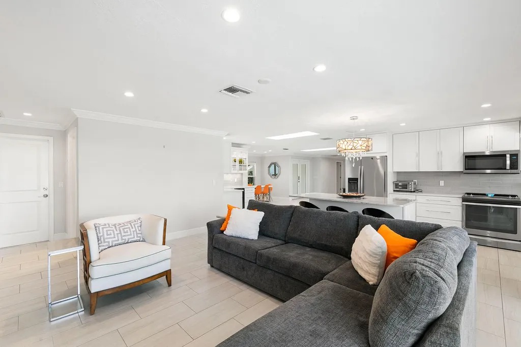 206 Dan River Court Marco Island FL 34145