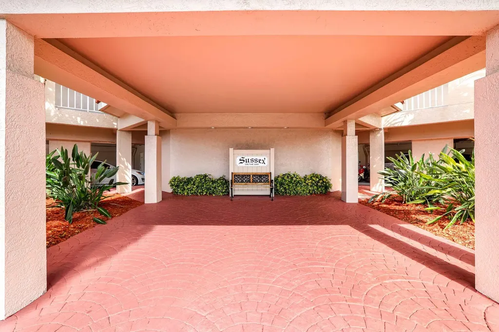 270 N Collier Marco Island FL 34145