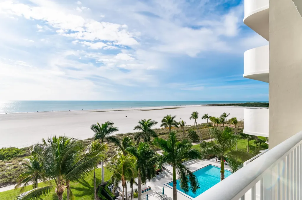 140 Seaview Marco Island FL 34145