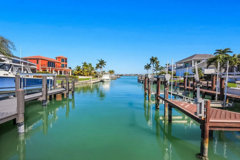 Marco Island FL, 1400 Forrest Court