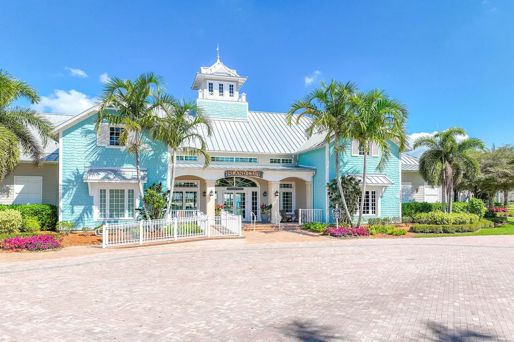 14520 Stern Way Naples FL 34114