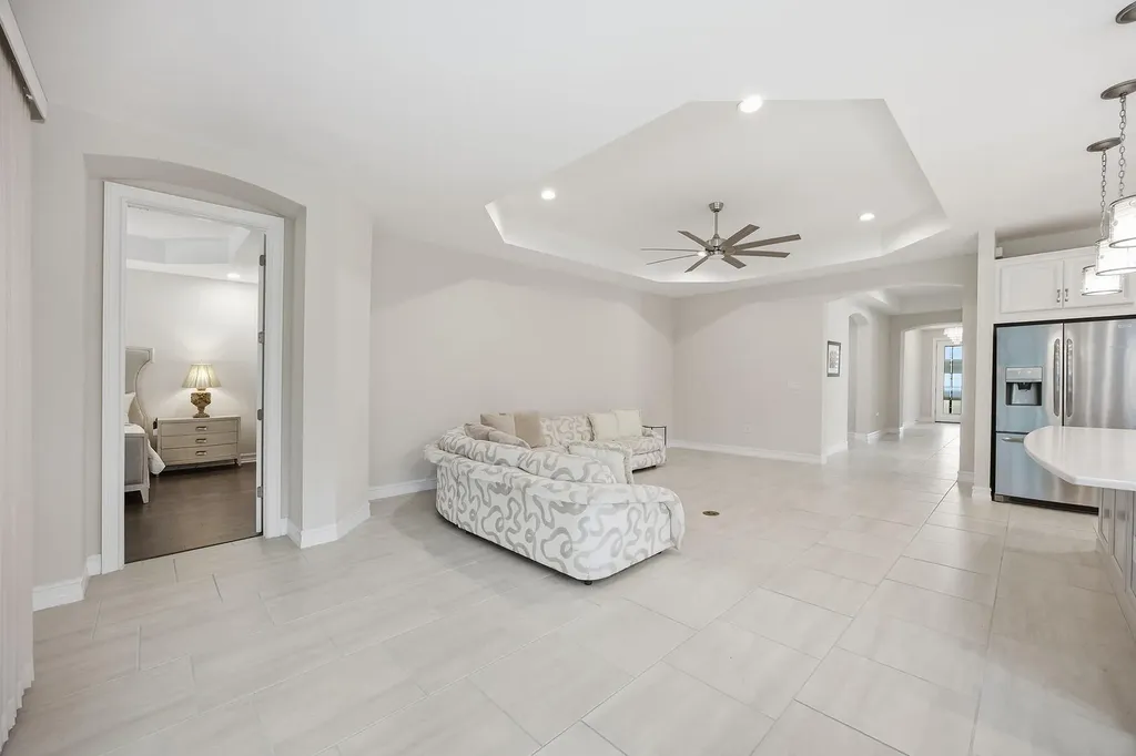 14520 Stern Way Naples FL 34114