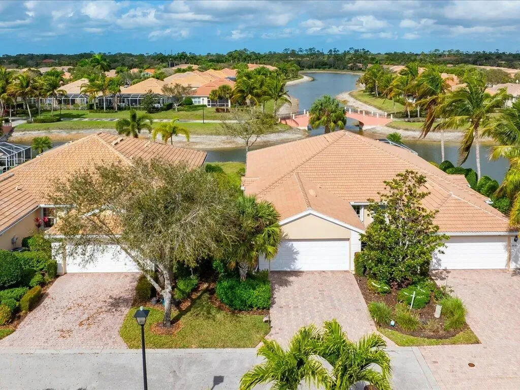 8687 Genova Court Naples FL 34114