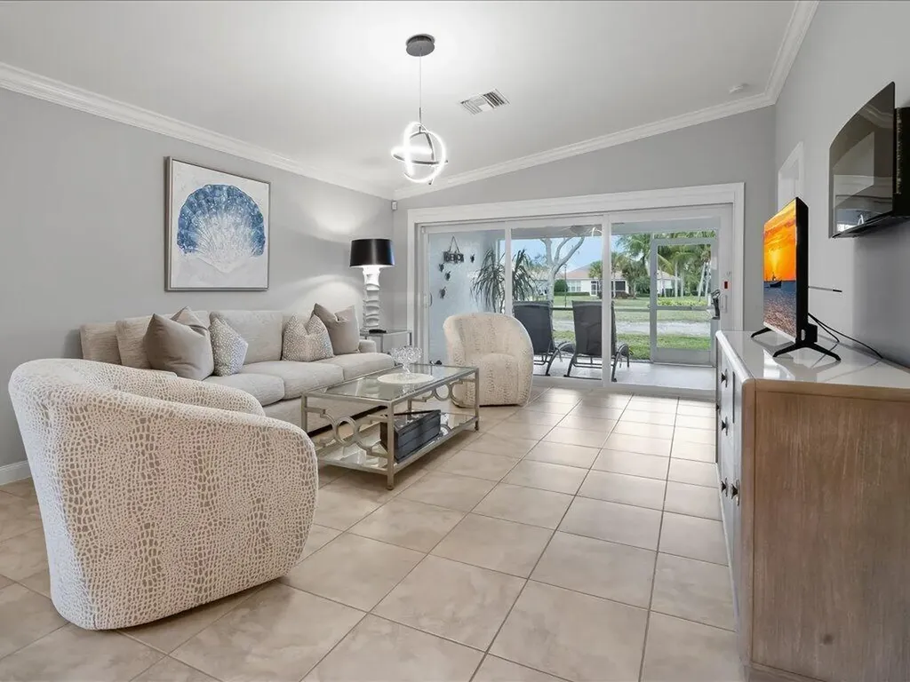 8687 Genova Court Naples FL 34114