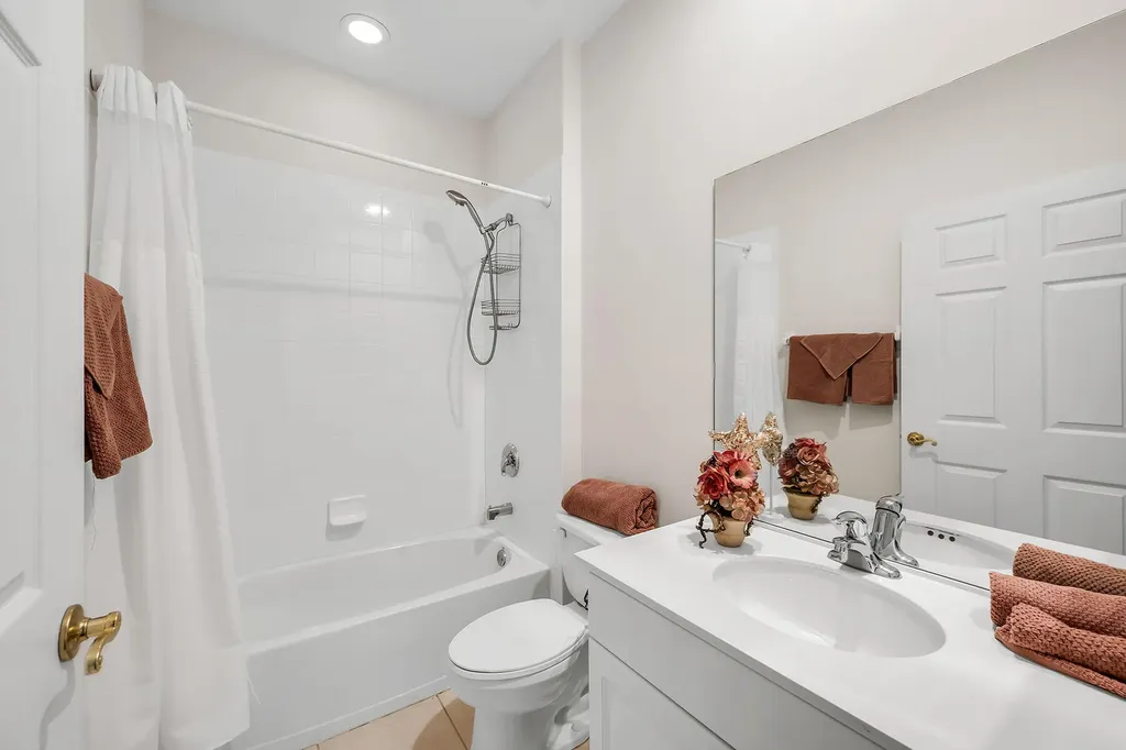 1360 Sweetwater Cove Naples FL 34110