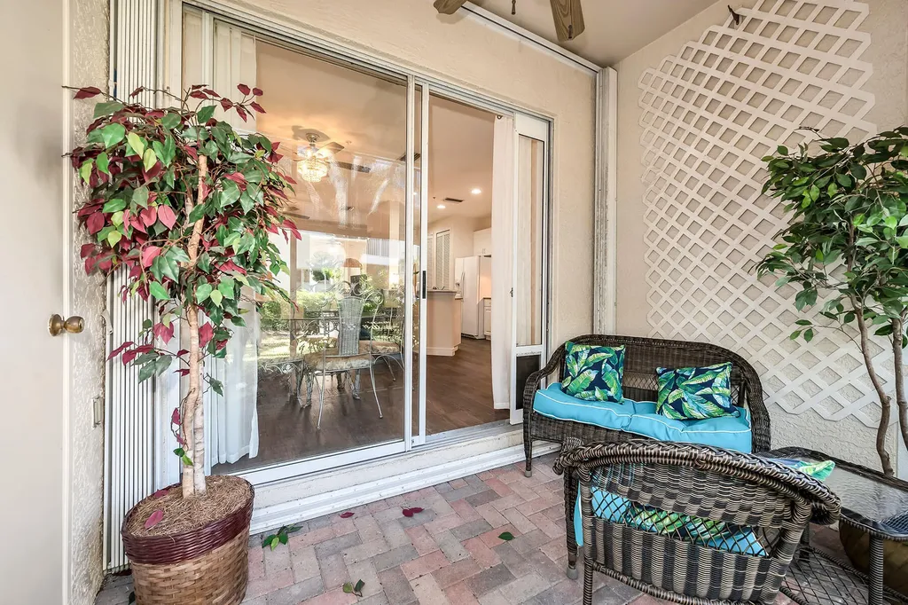 1360 Sweetwater Cove Naples FL 34110