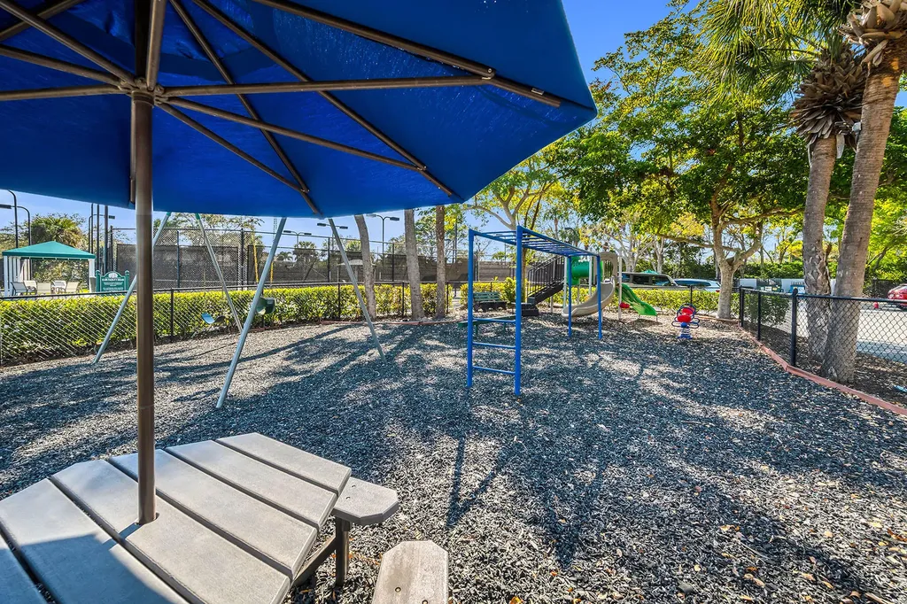 1360 Sweetwater Cove Naples FL 34110