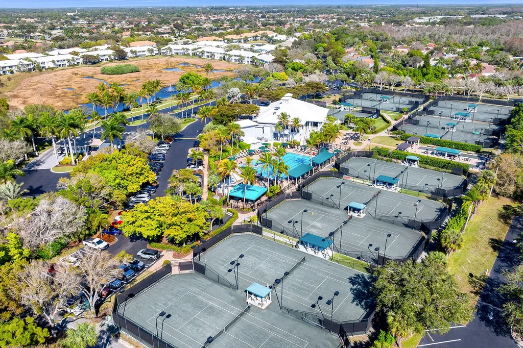 1360 Sweetwater Cove Naples FL 34110