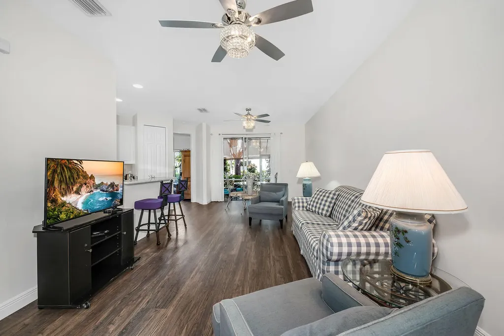 1360 Sweetwater Cove Naples FL 34110