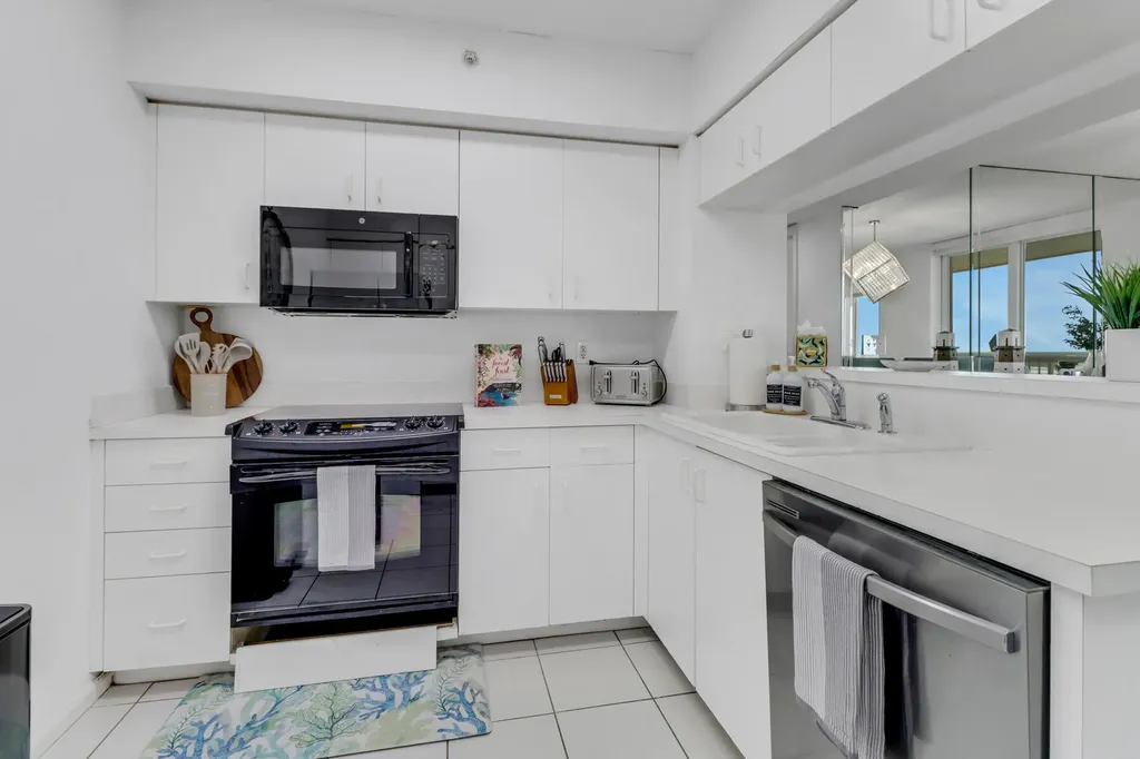 990 Cape Marco Drive Marco Island FL 34145