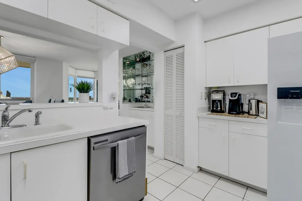 990 Cape Marco Drive Marco Island FL 34145