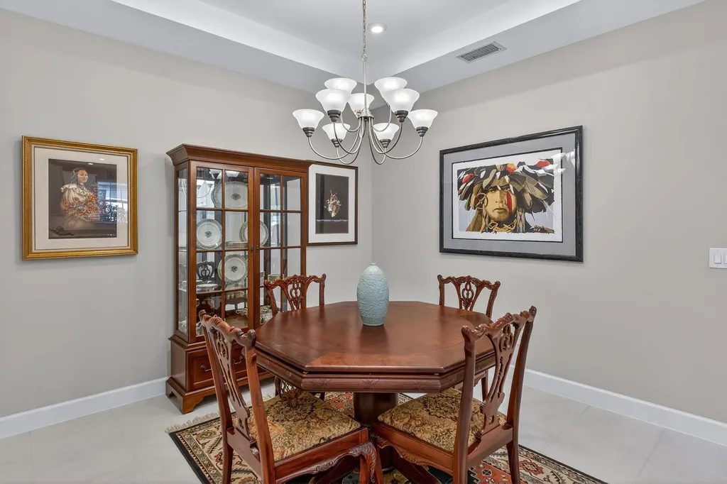 8025 Calle Canovas Court Naples FL 34114