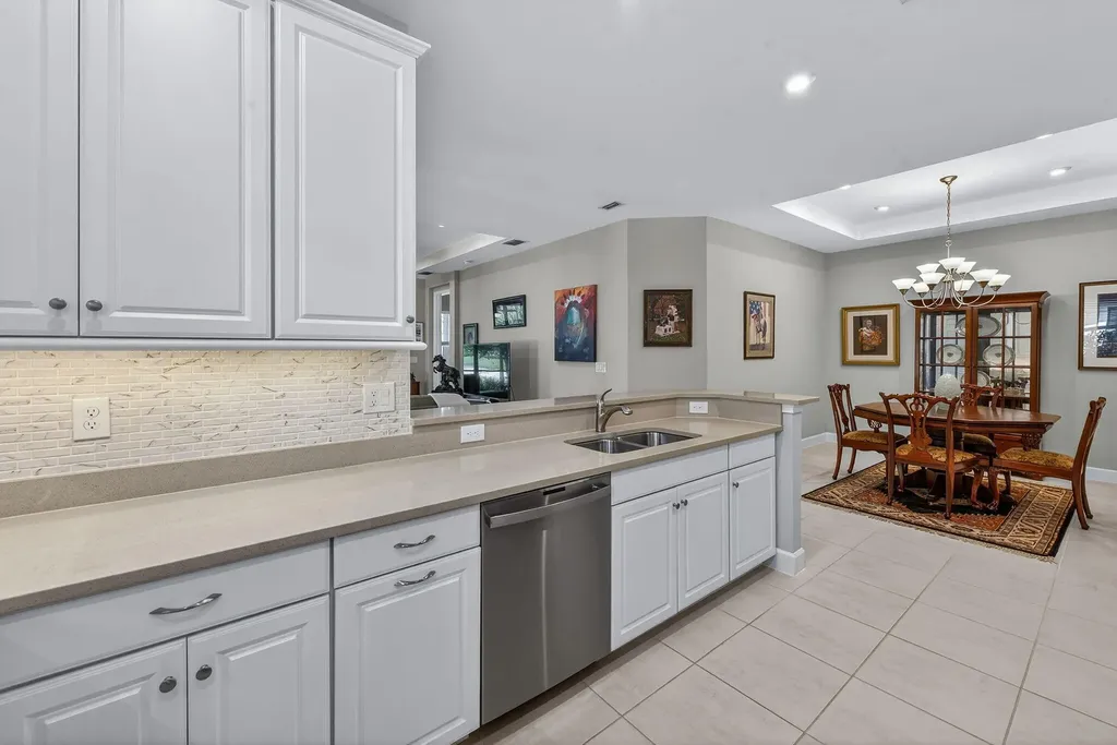 8025 Calle Canovas Court Naples FL 34114