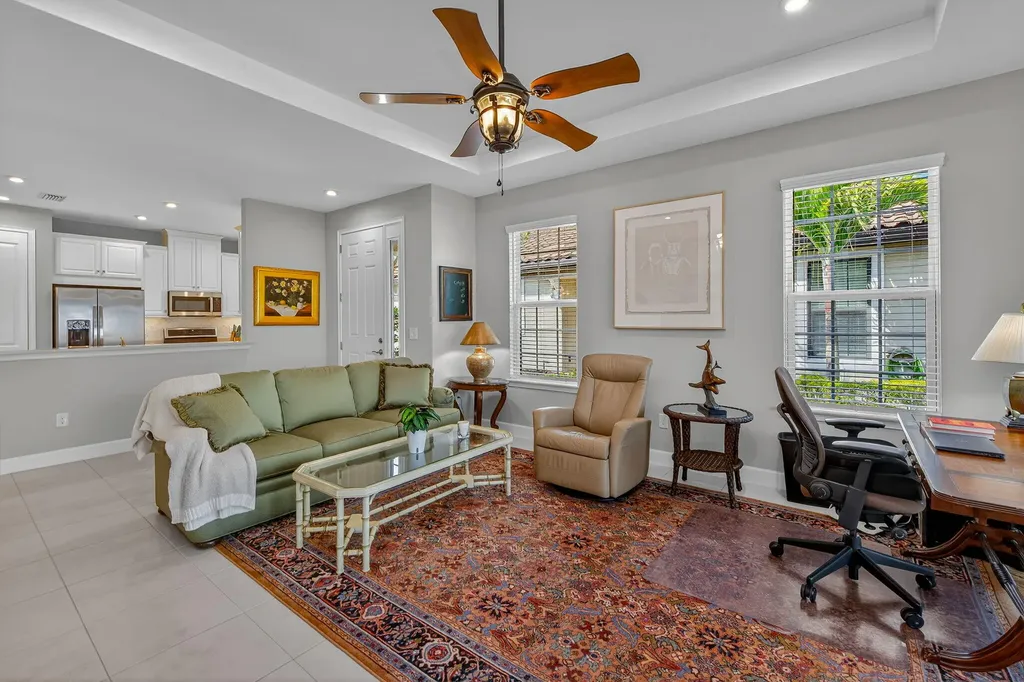 8025 Calle Canovas Court Naples FL 34114