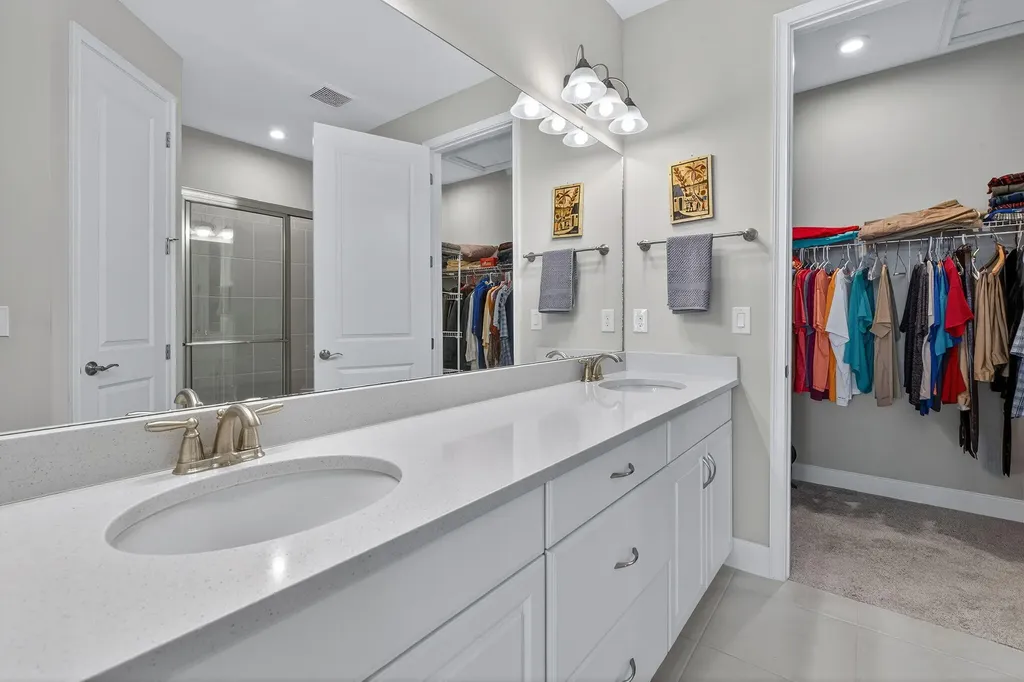 8025 Calle Canovas Court Naples FL 34114