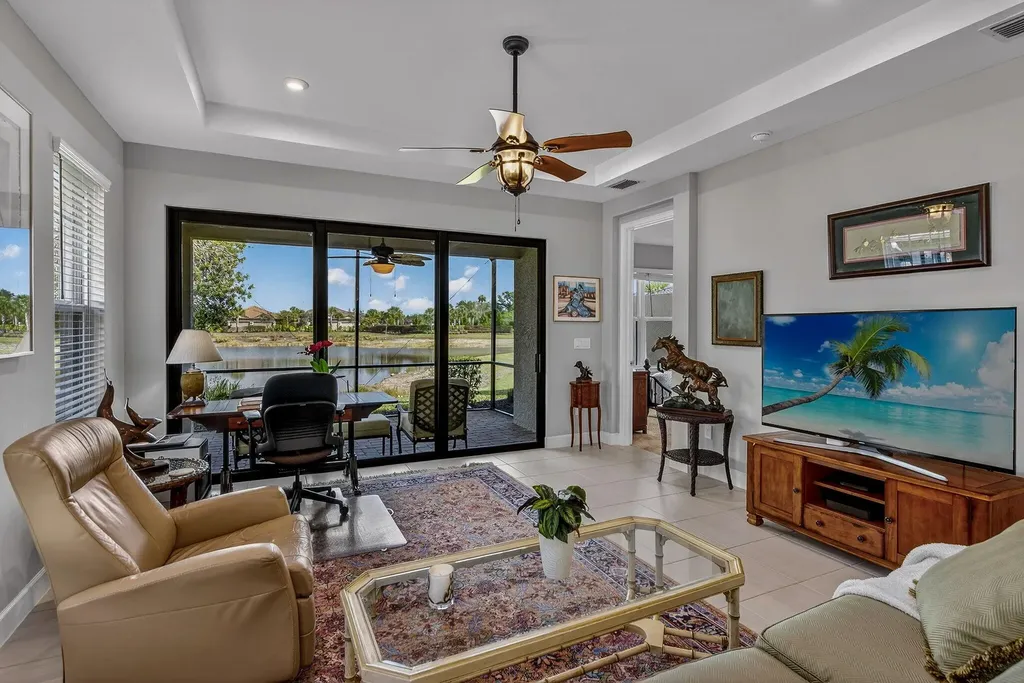 8025 Calle Canovas Court Naples FL 34114