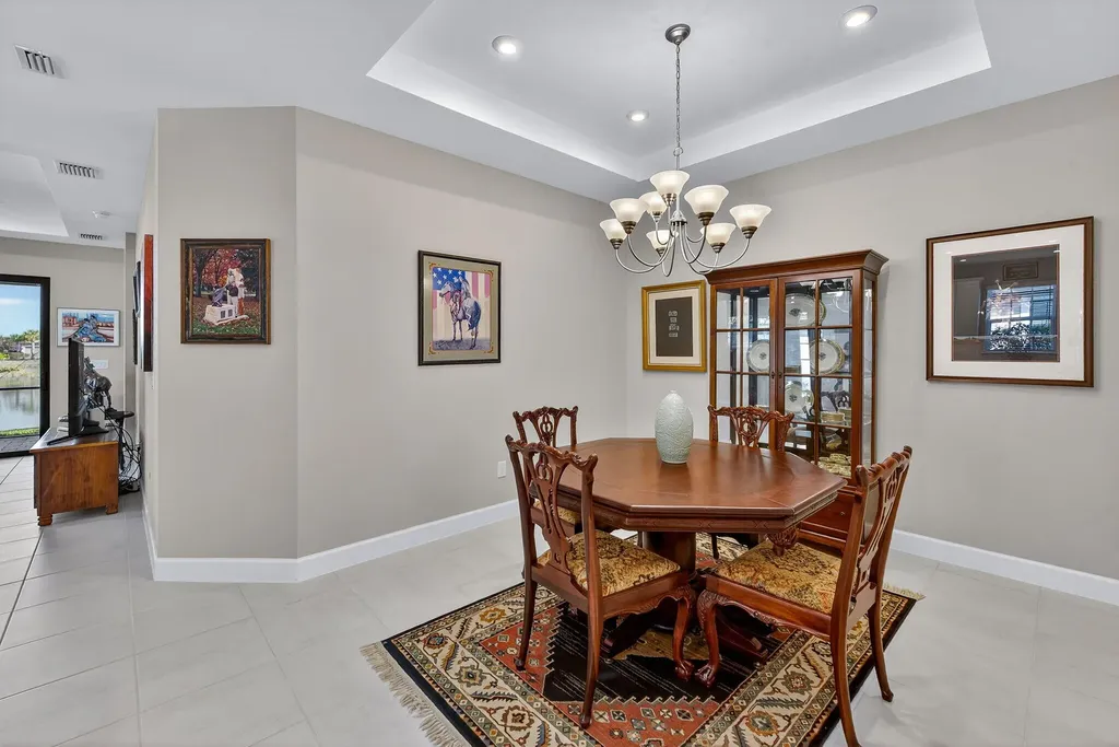 8025 Calle Canovas Court Naples FL 34114