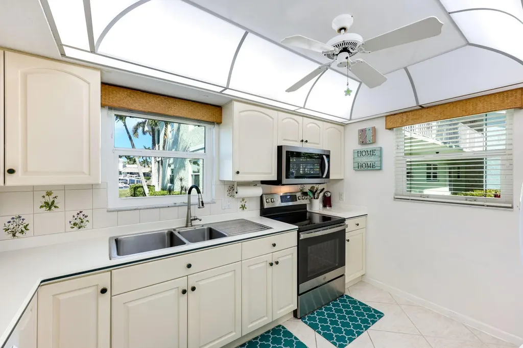 860 Panama Court Marco Island FL 34145