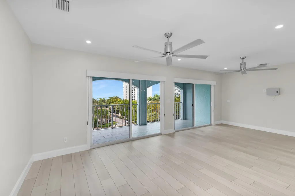 291 S Collier Marco Island FL 34145