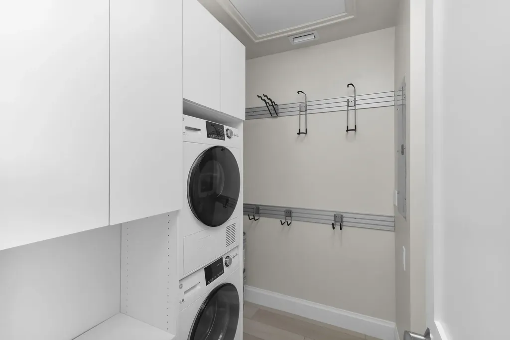 291 S Collier Marco Island FL 34145