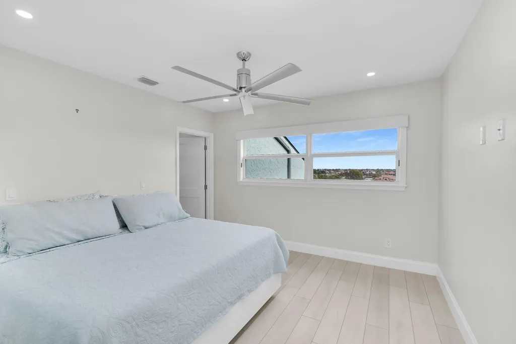 291 S Collier Marco Island FL 34145