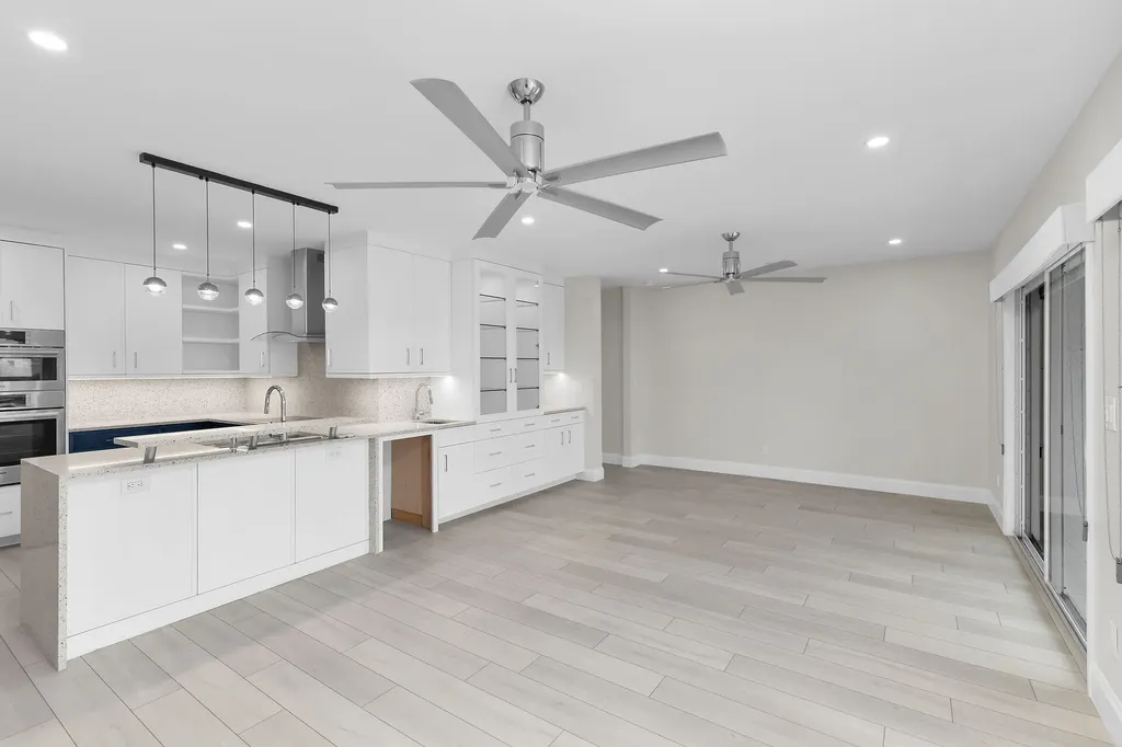 291 S Collier Marco Island FL 34145