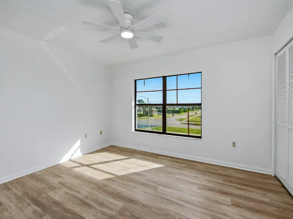 48 Via Marco Marco Island FL 34145