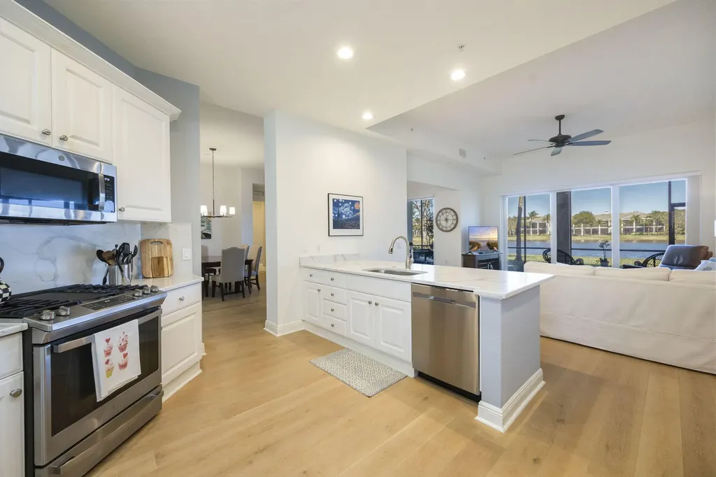 9288 Grassi Way Naples FL 34114