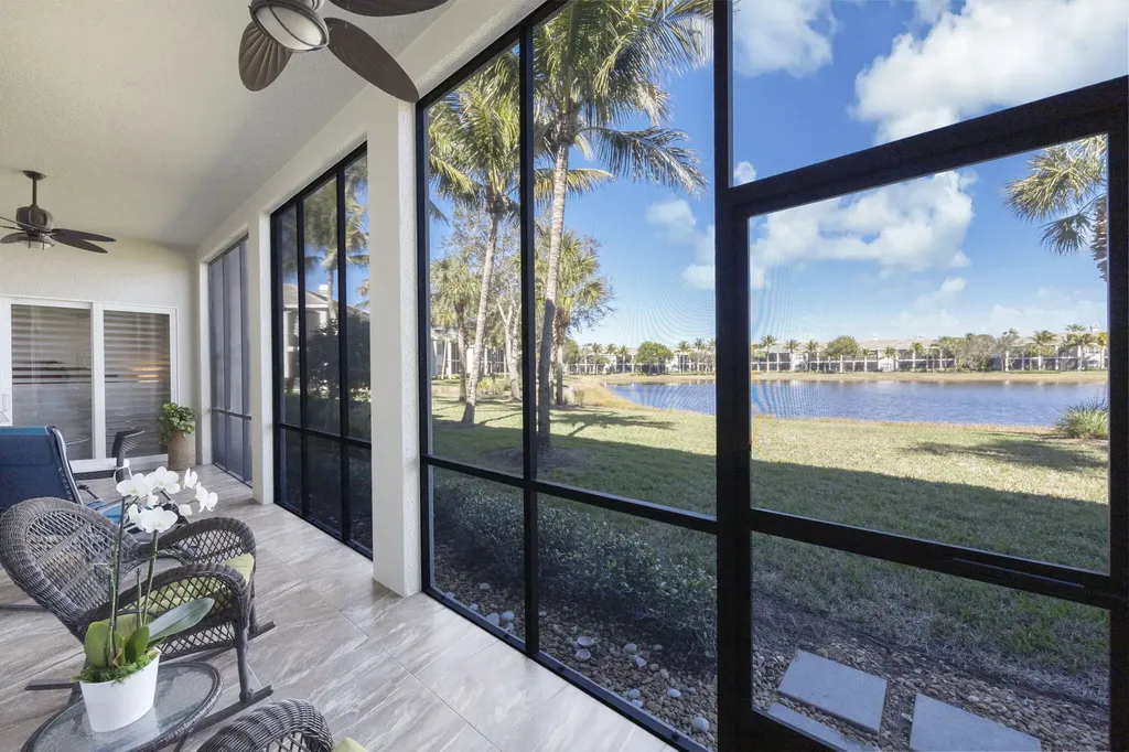 9288 Grassi Way Naples FL 34114