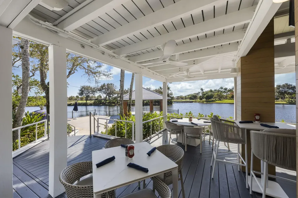 9288 Grassi Way Naples FL 34114