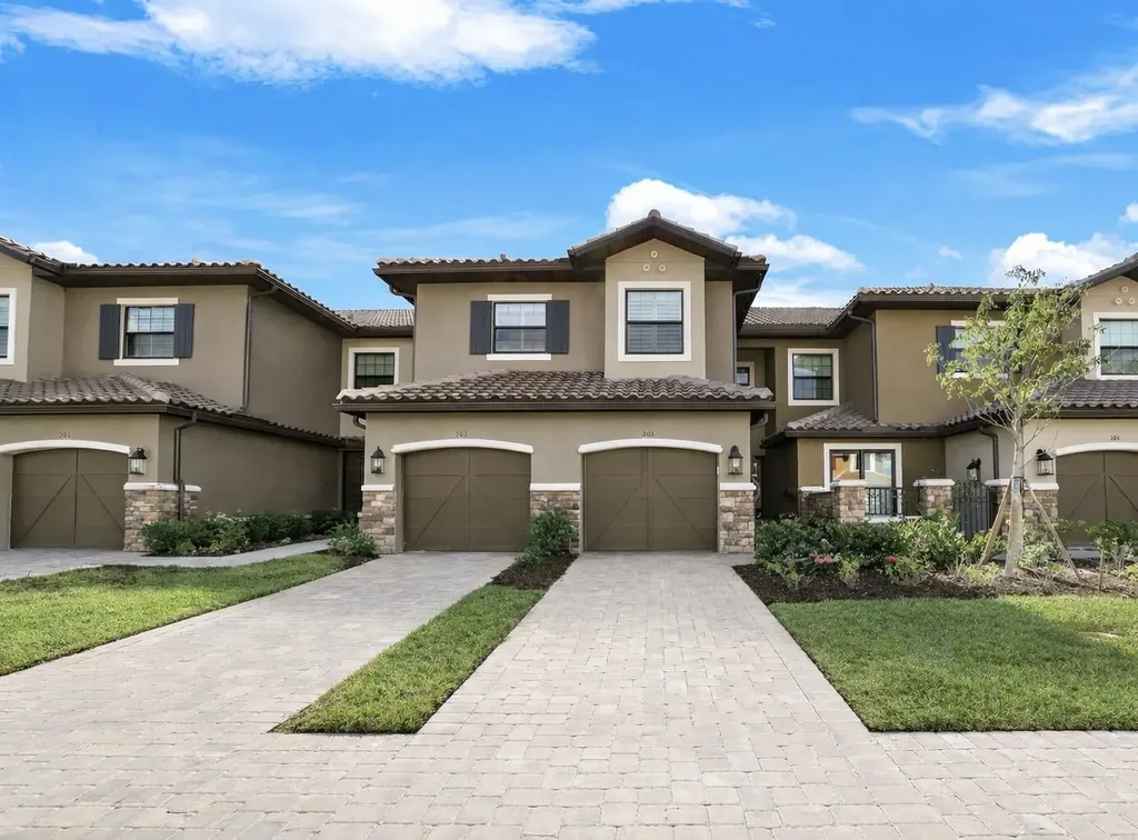 15336 Lucerna Street Naples FL 34114