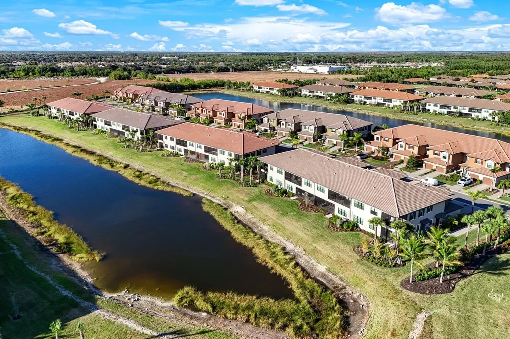 15336 Lucerna Street Naples FL 34114