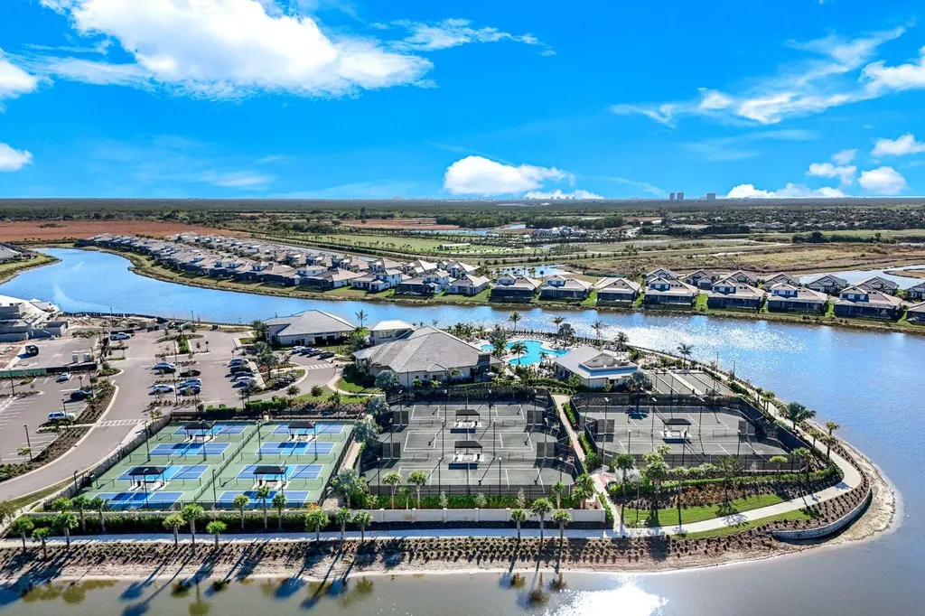 15336 Lucerna Street Naples FL 34114