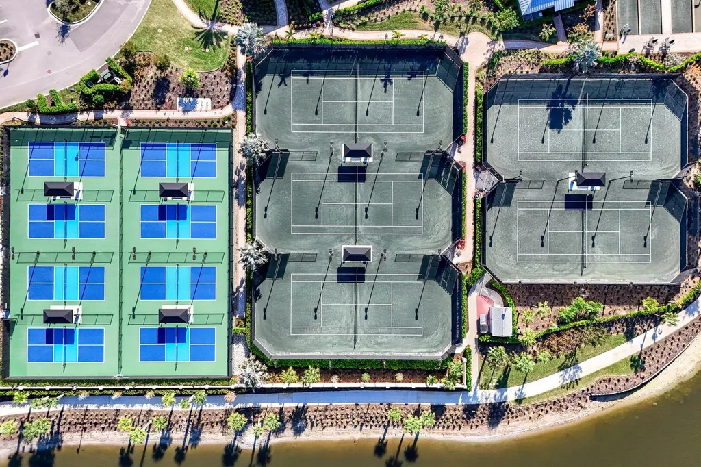 15336 Lucerna Street Naples FL 34114