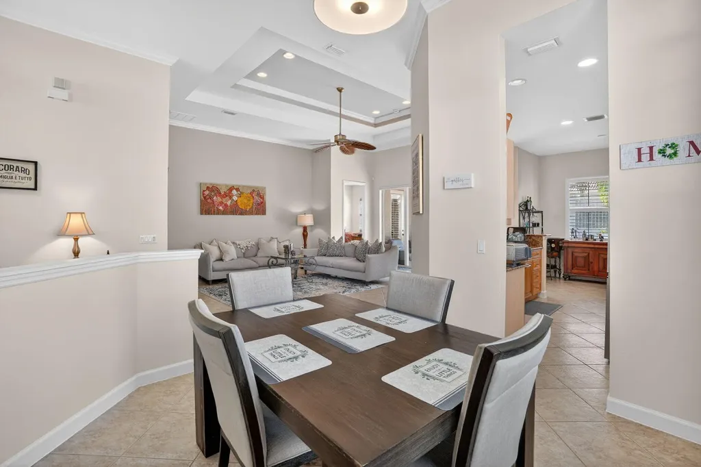 3350 Sandpiper Way Naples FL 34109